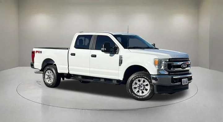 2022 Ford F-250 XL 4x4 Crew Cab 6-3/4' Box's photo
