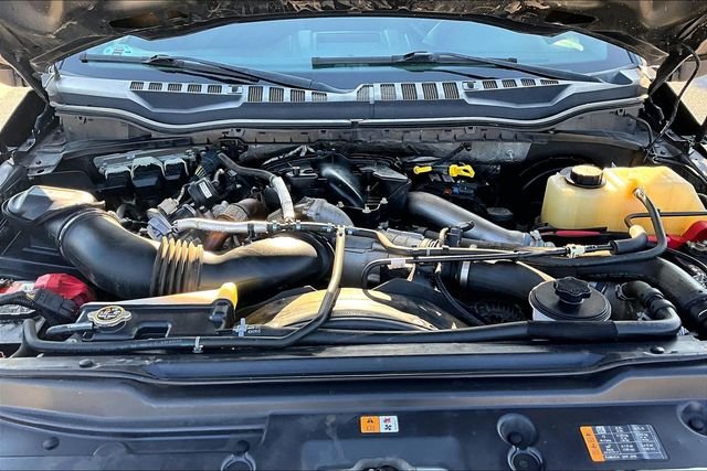 Used 2019 Magnetic Metallic Ford XL image 7