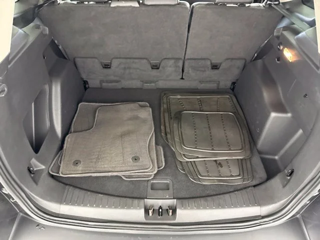 Used 2019 Gray Ford SEL image 31