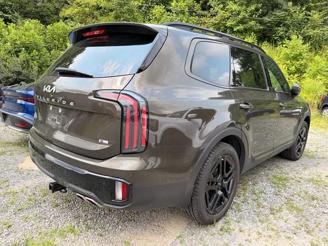 Used 2024 Green Kia EX X-Line image 12
