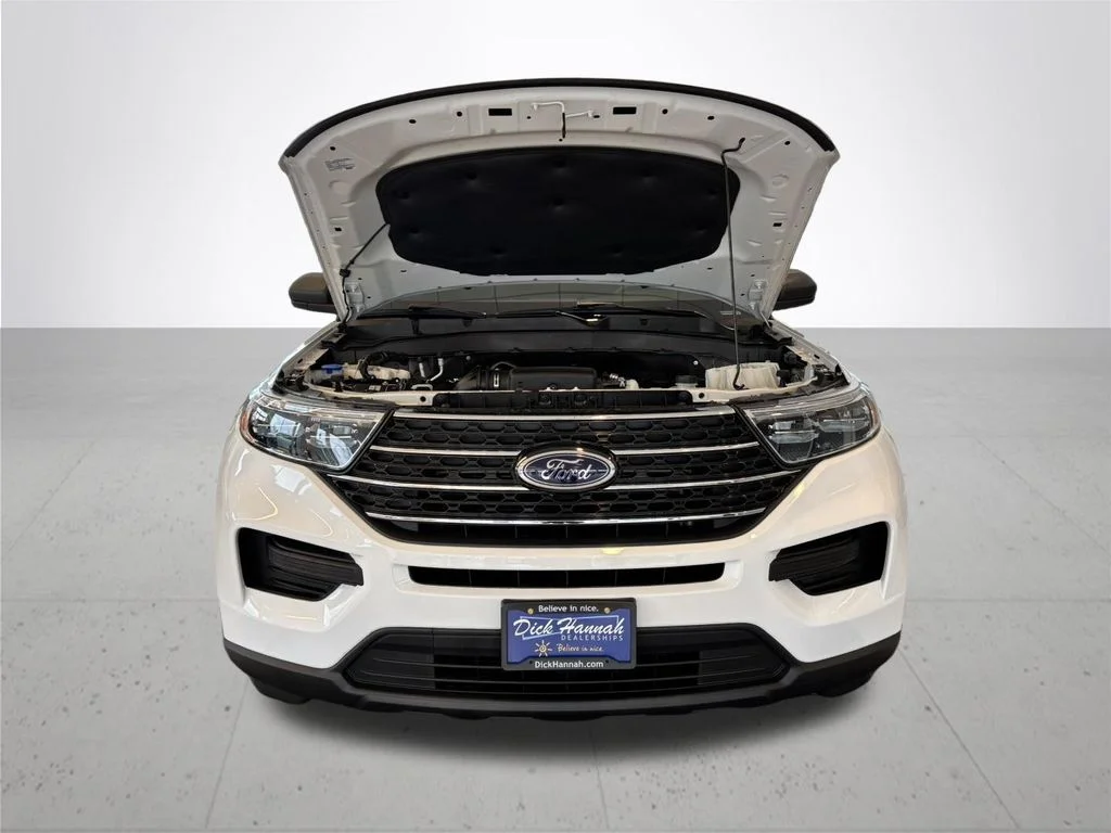 Used 2024 White Ford XLT image 4