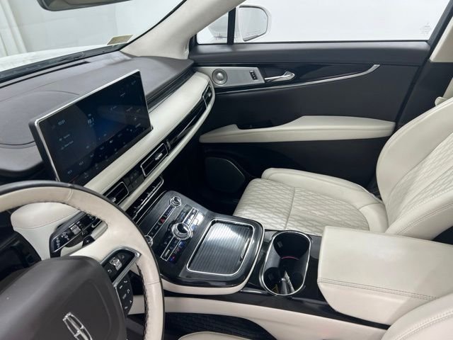 Certified Used 2023 Pristine White Lincoln Black Label image 22