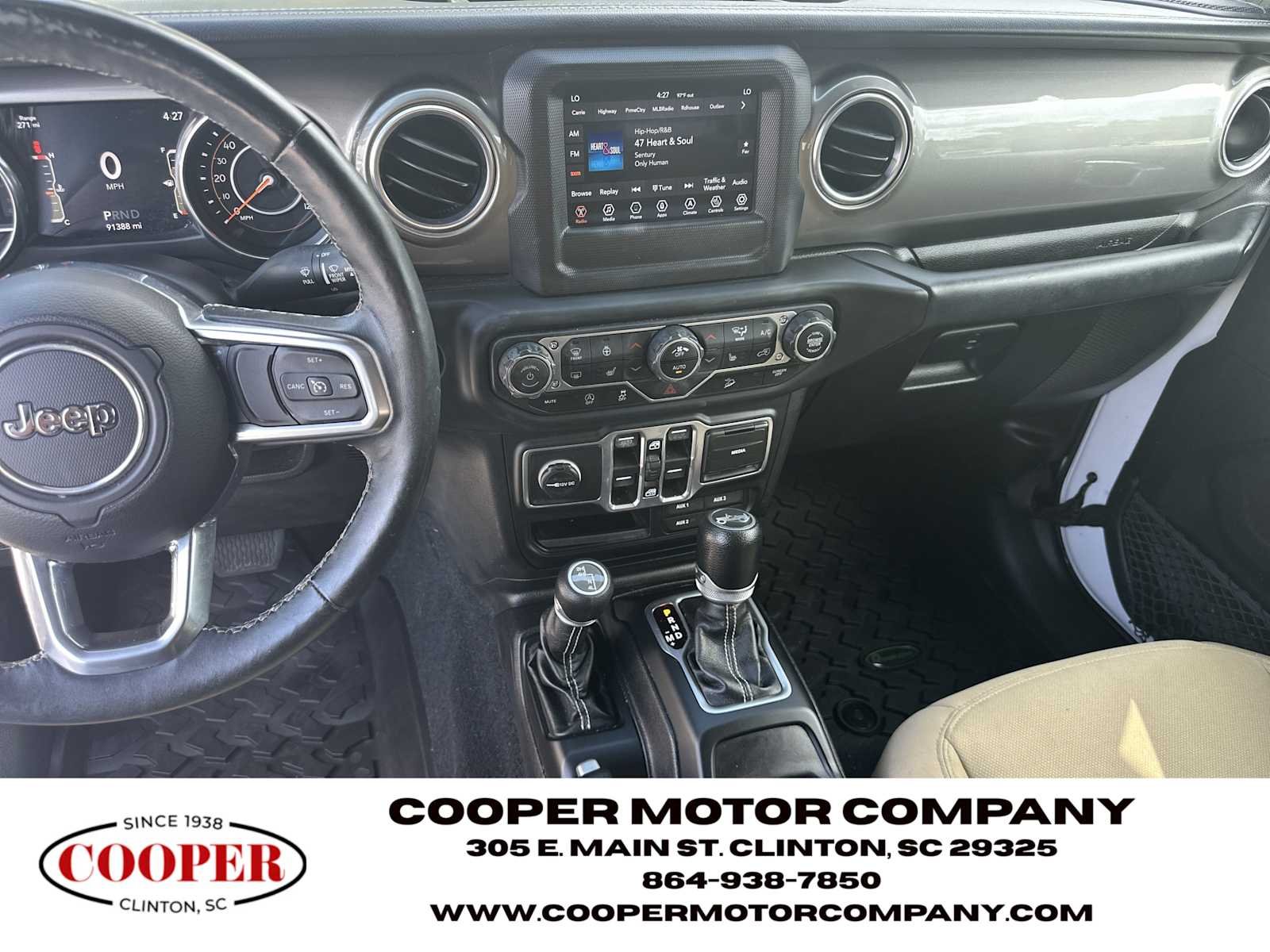 Used 2018 Bright White Clearcoat Jeep Sahara image 24
