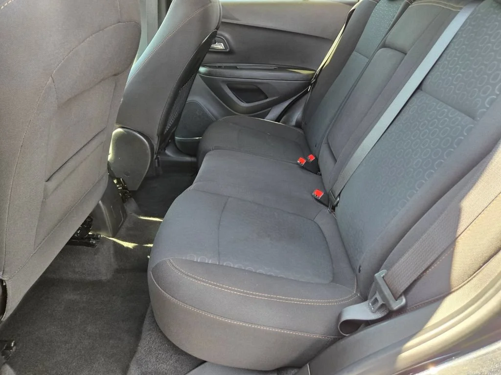 Used 2020 MOSAIC BLACK METALLIC Chevrolet LS image 10