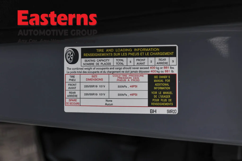 Used 2023 Gray Nissan VENTURE+ image 33