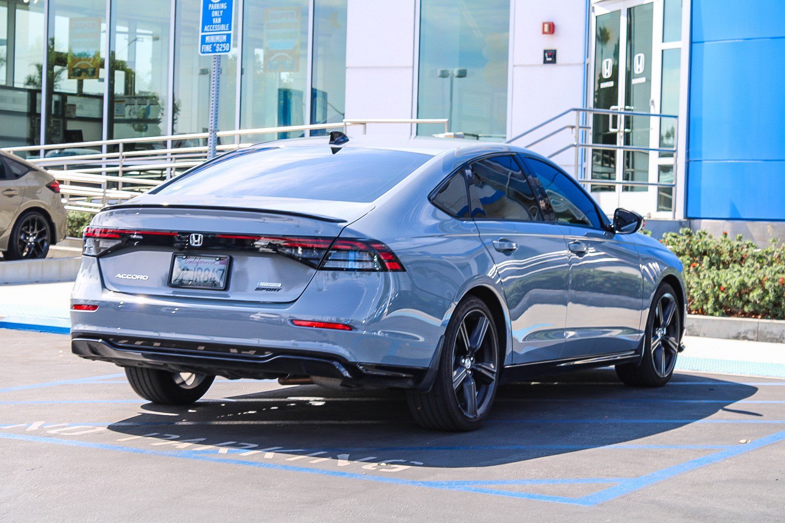 2024 Honda Accord Hybrid Sport-L - Photo 27