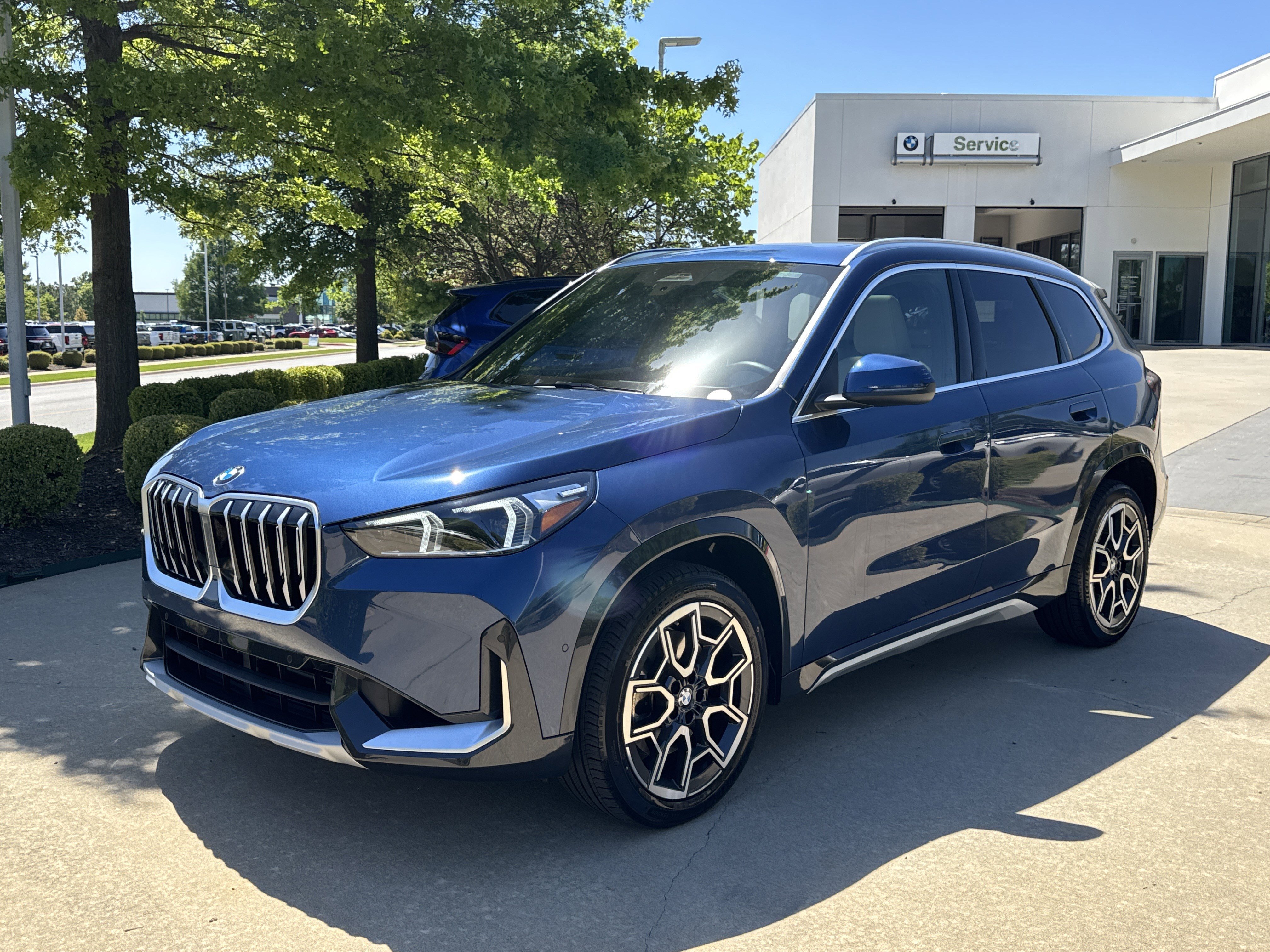 2025 BMW X1 xDrive28i's photo