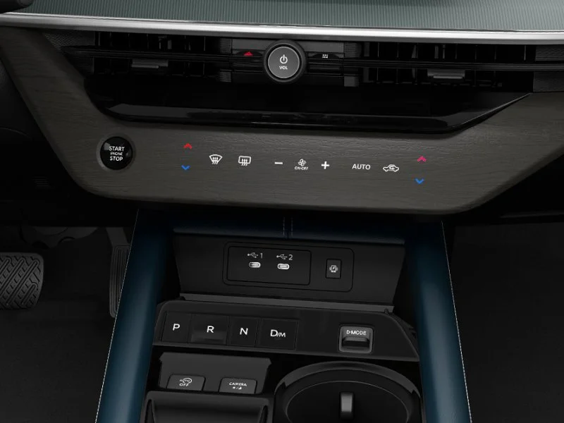 New 2027 White Nissan Platinum image 21