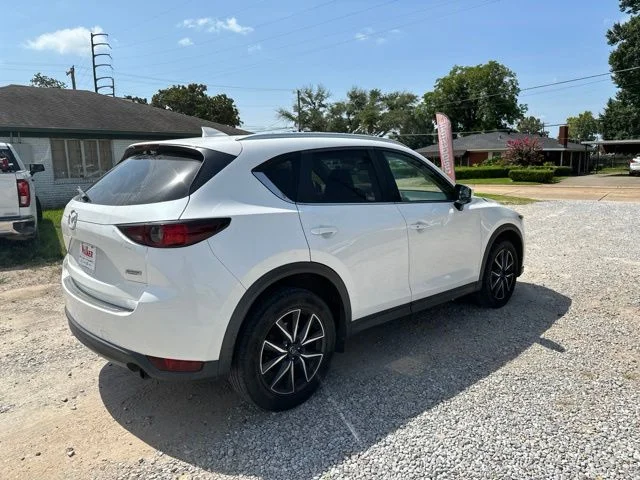Used 2018 White Mazda Touring image 14