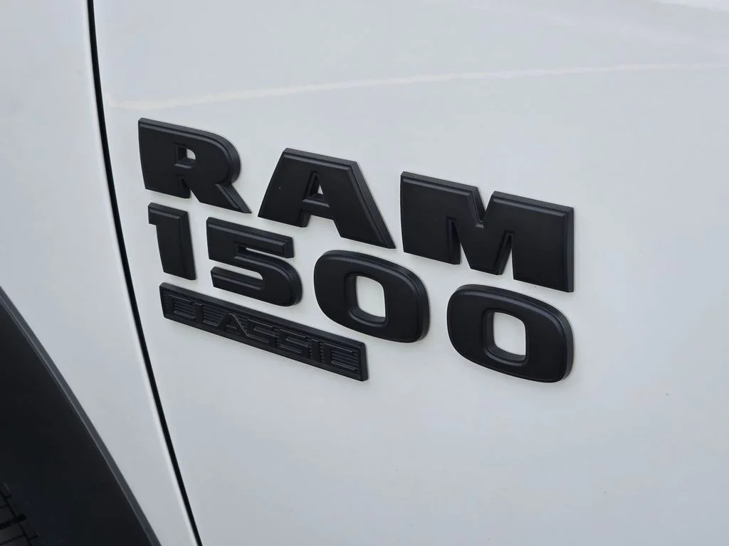 Used 2019 White Ram Warlock image 6