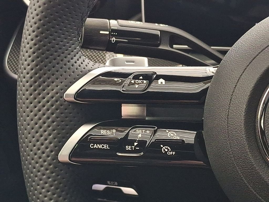 2025 Mercedes-Benz C-Class Sedan C 300 - Photo 17