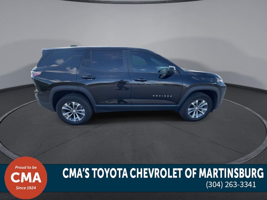 Used 2025 Mosaic Black Metallic Chevrolet AWD LT image 9