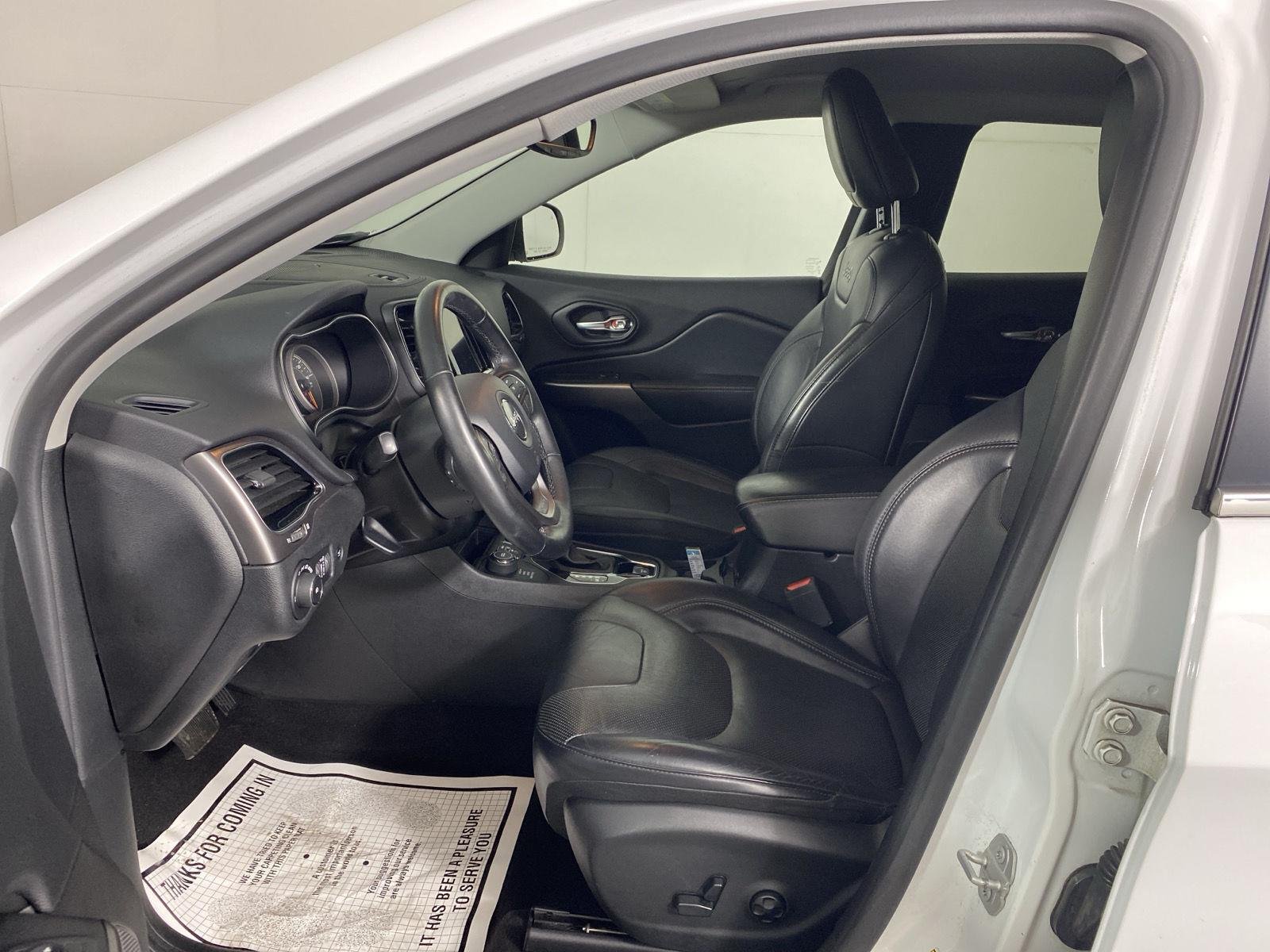 Used 2020 Bright White Clearcoat Jeep Limited image 13