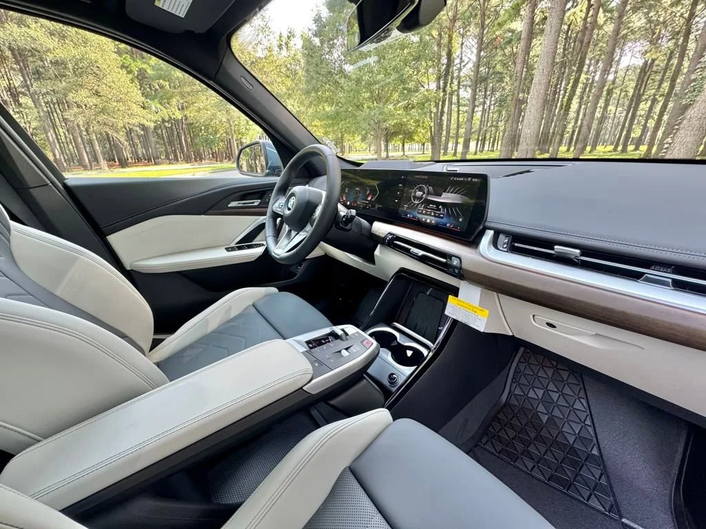 Used 2026 Storm Bay Metallic BMW xDrive28i image 19