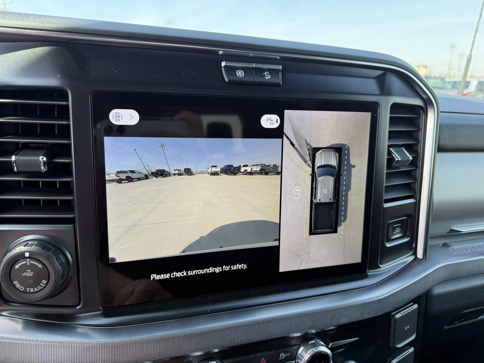 New 2026 Glacier Gray Metallic Tri-Coat Ford F-250® Platinum® image 23