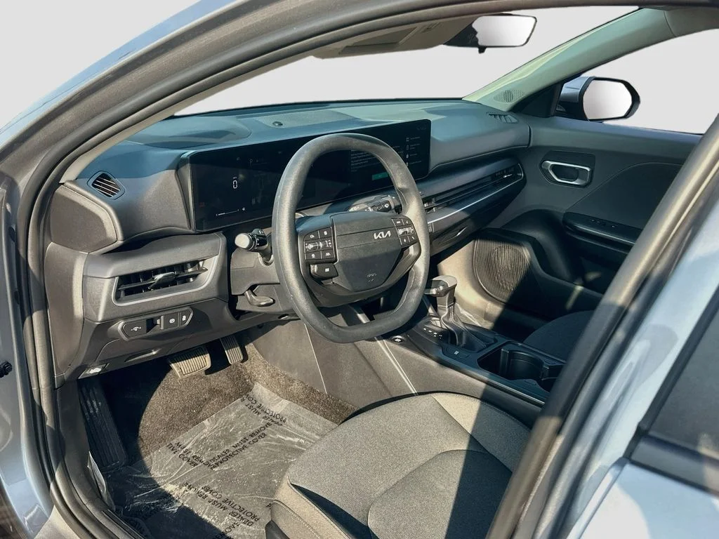 Certified Used 2025 Gray Kia LXS image 9