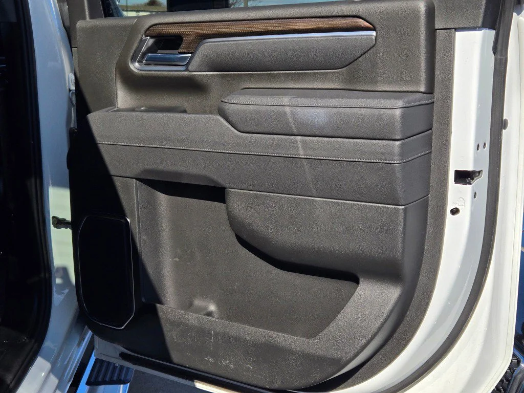 2025 Chevrolet Silverado 2500HD LT - Photo 10
