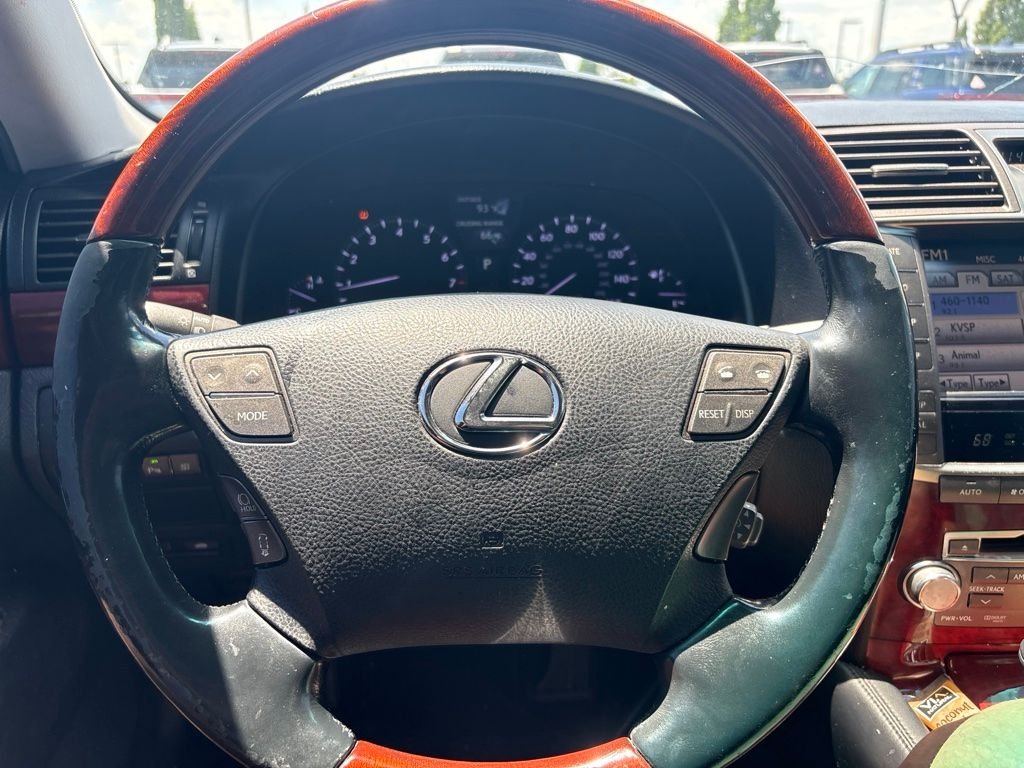 Used 2011 Silver Lexus 460 image 2