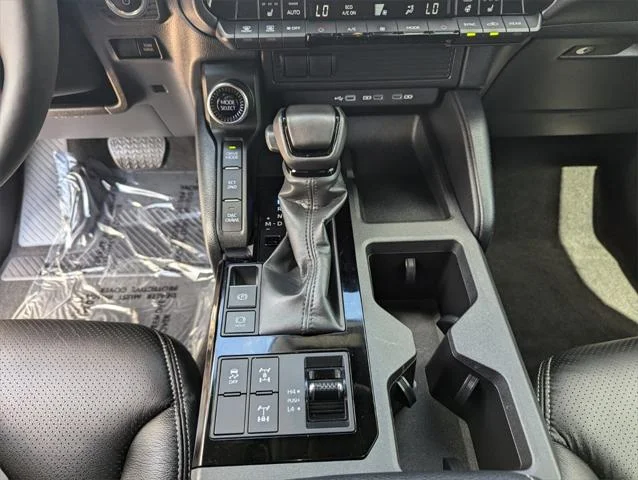 Certified Used 2025 ICE CAP Toyota  image 28