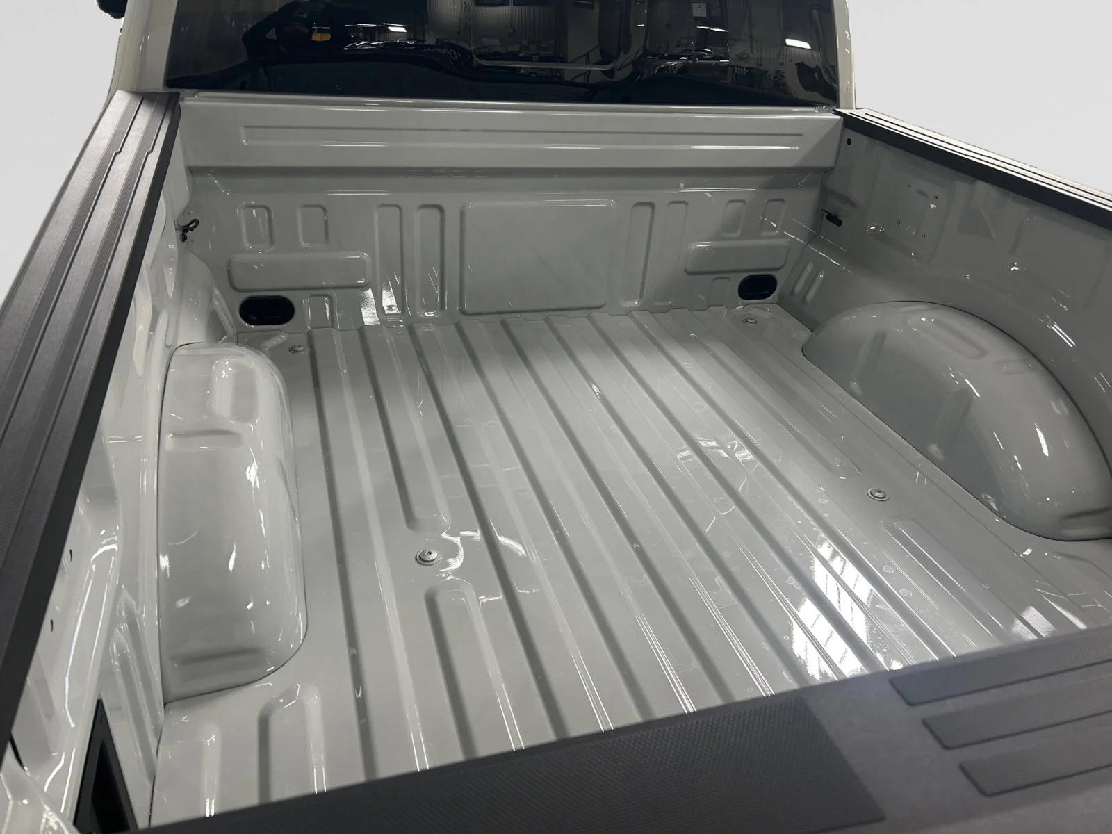 New 2026 Avalanche Ford XLT image 10