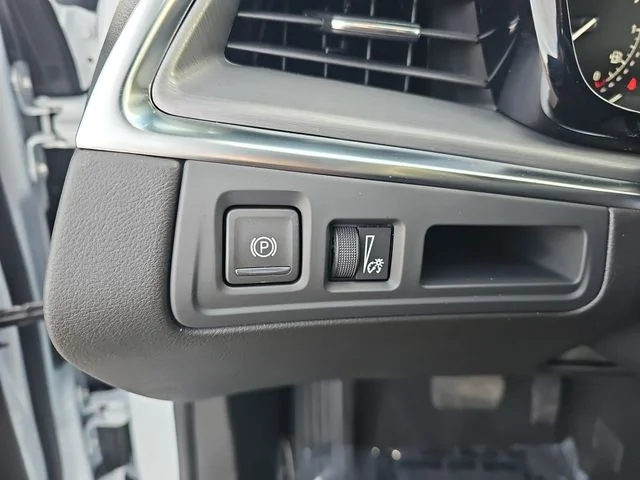 Used 2026 Crystal White Cadillac Luxury image 25