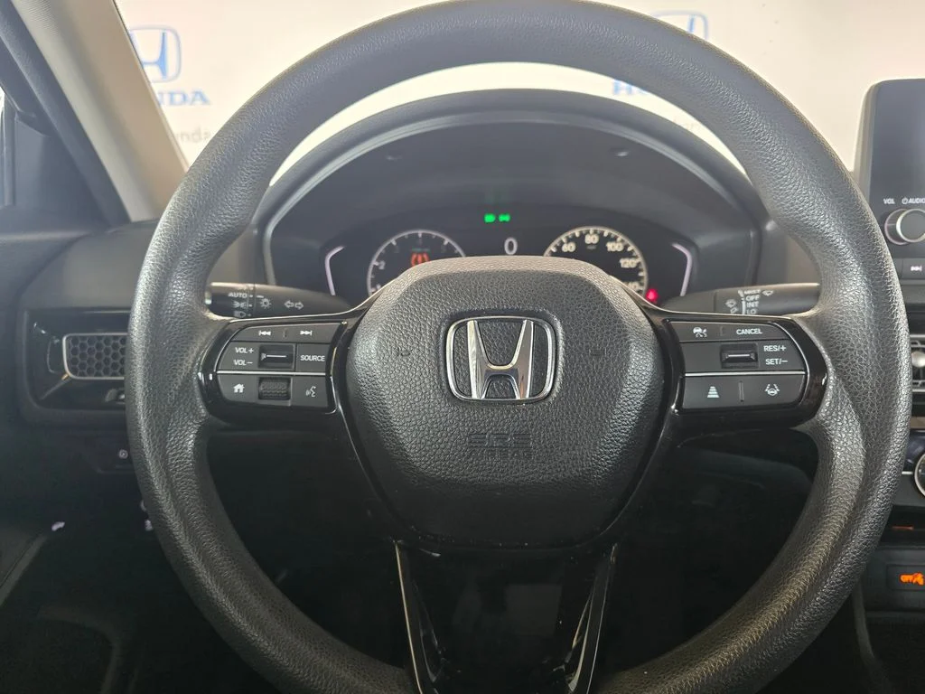Used 2024  Honda LX image 12