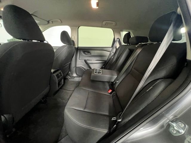 Used 2024 Gray Nissan S image 13