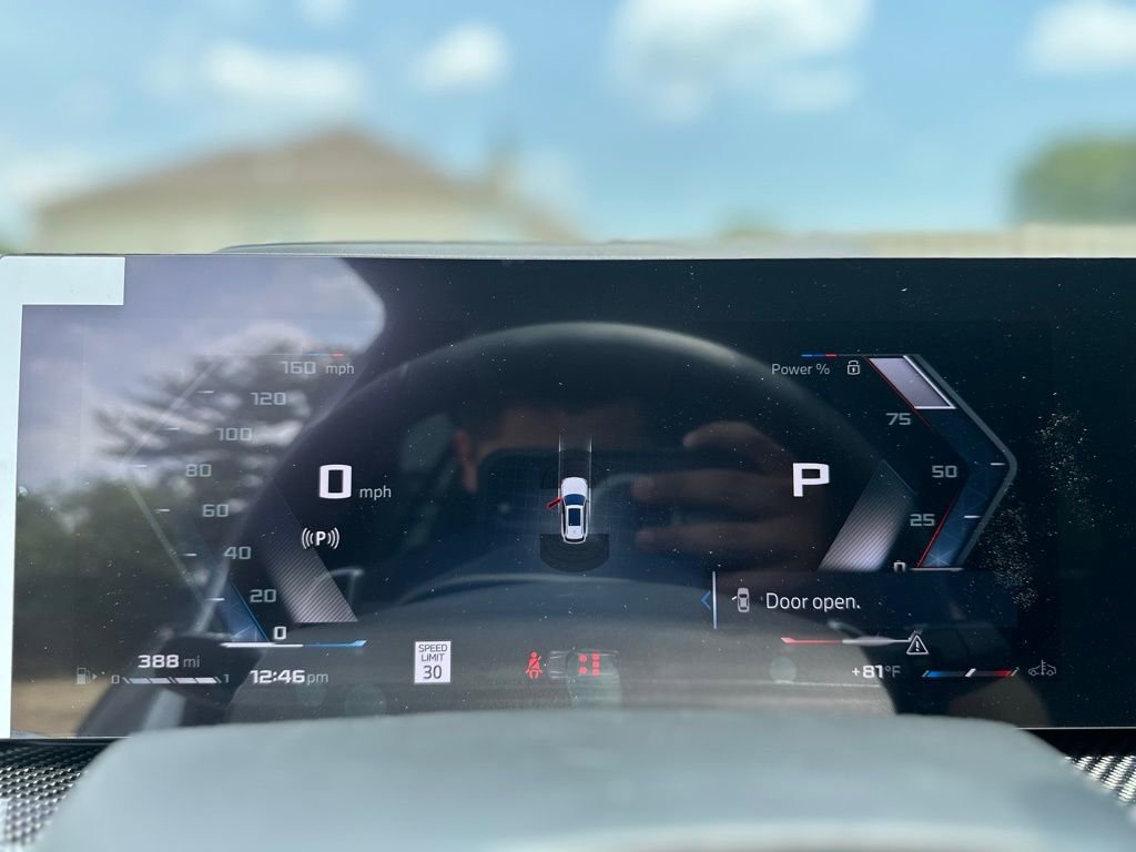 2026 BMW X5 M60i - Photo 37