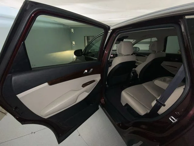 Used 2016 Purple Kia LX image 21