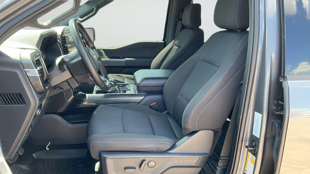 Used 2023 Gray Ford XLT image 17