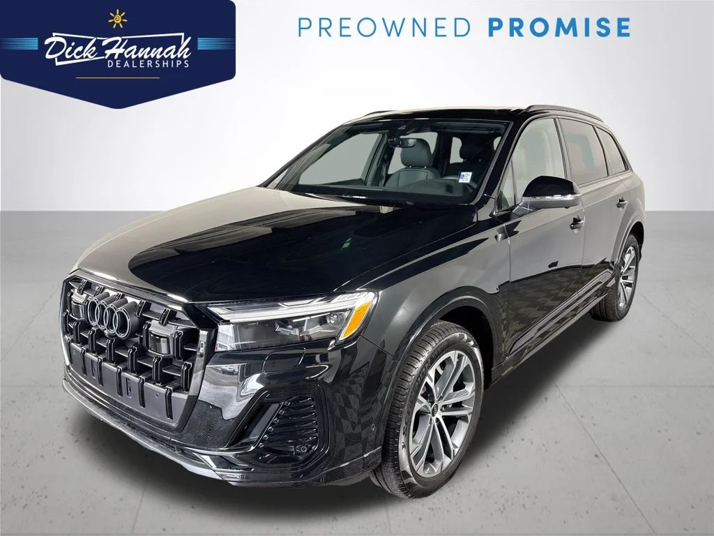 2025 Audi Q7 45 Premium Plus quattro Tiptronic's photo