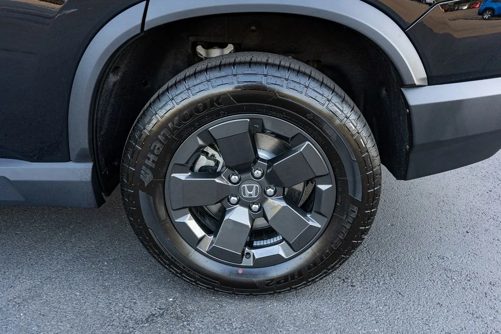 New 2026 Crystal Black Pearl Honda RTL Towing image 10