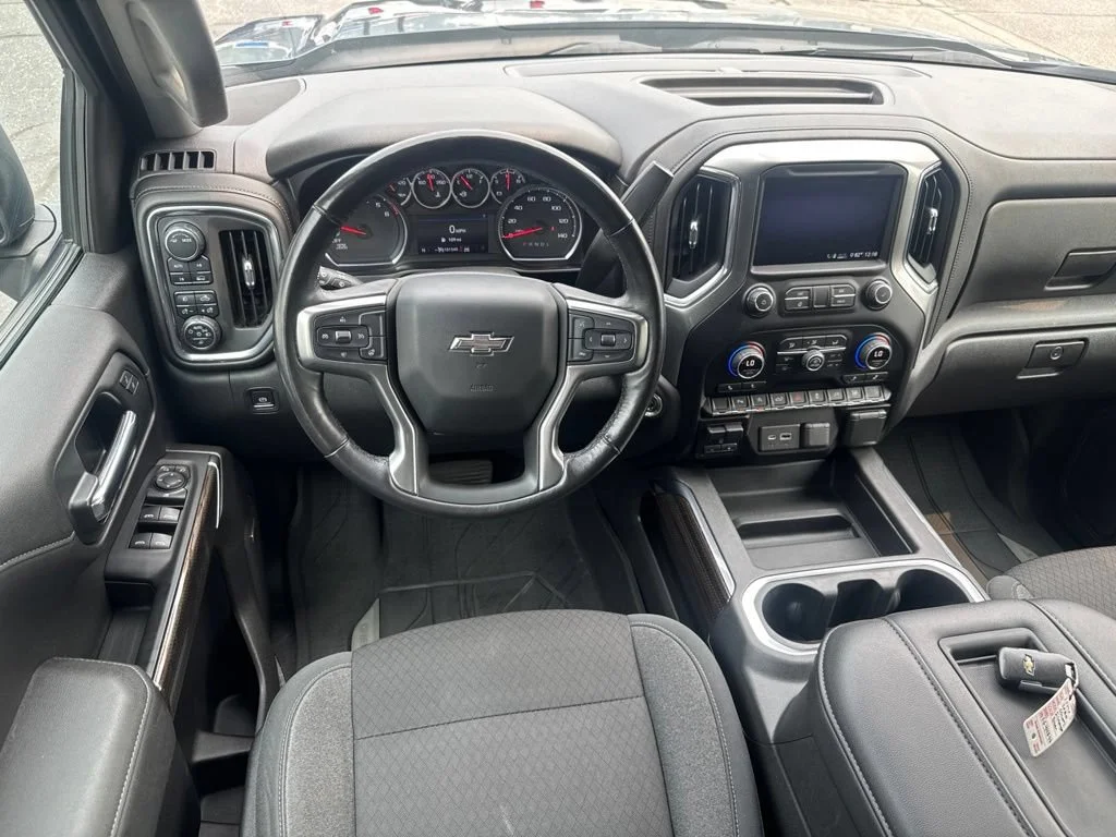 Used 2020 Northsky Blue Metallic Chevrolet RST image 28