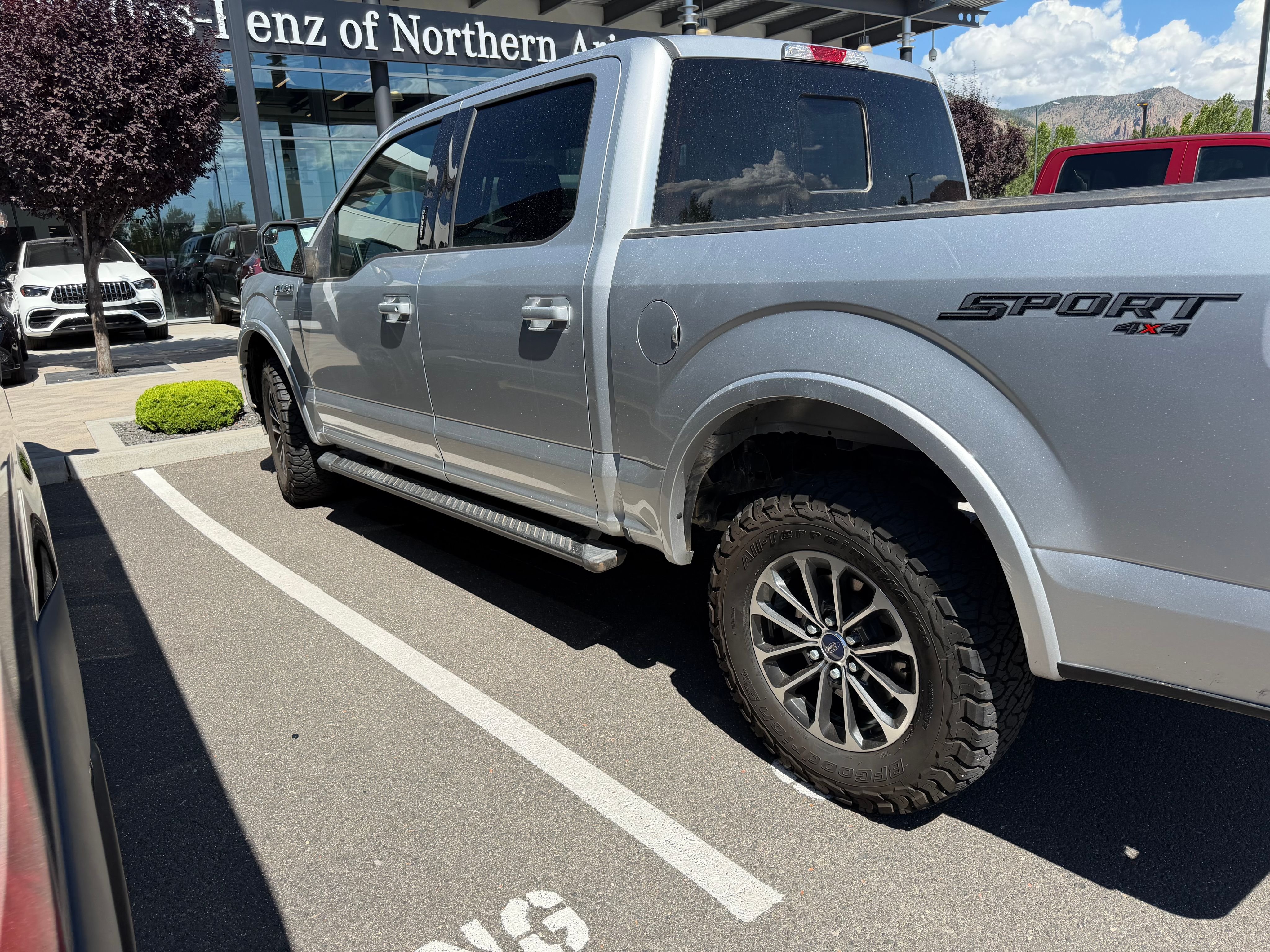 Used 2018 Ingot Silver Ford XLT image 3