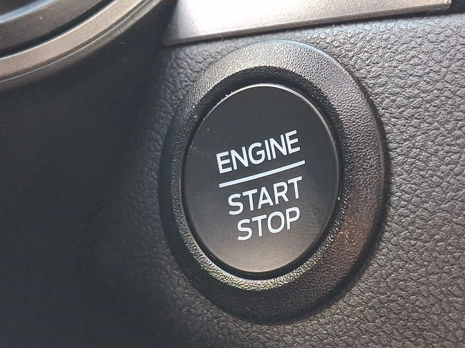Used 2023 White Ford Active image 23