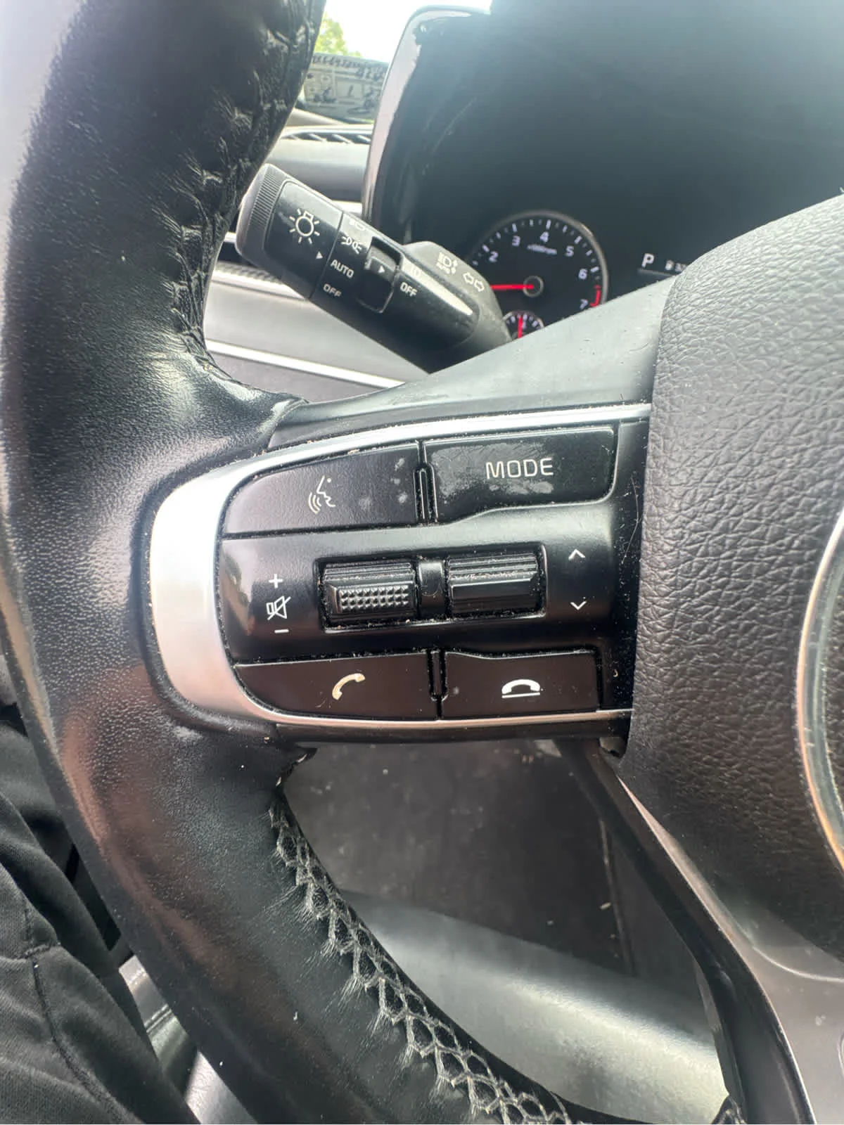 Used 2021 Glacial White Pearl Kia GT-Line image 15