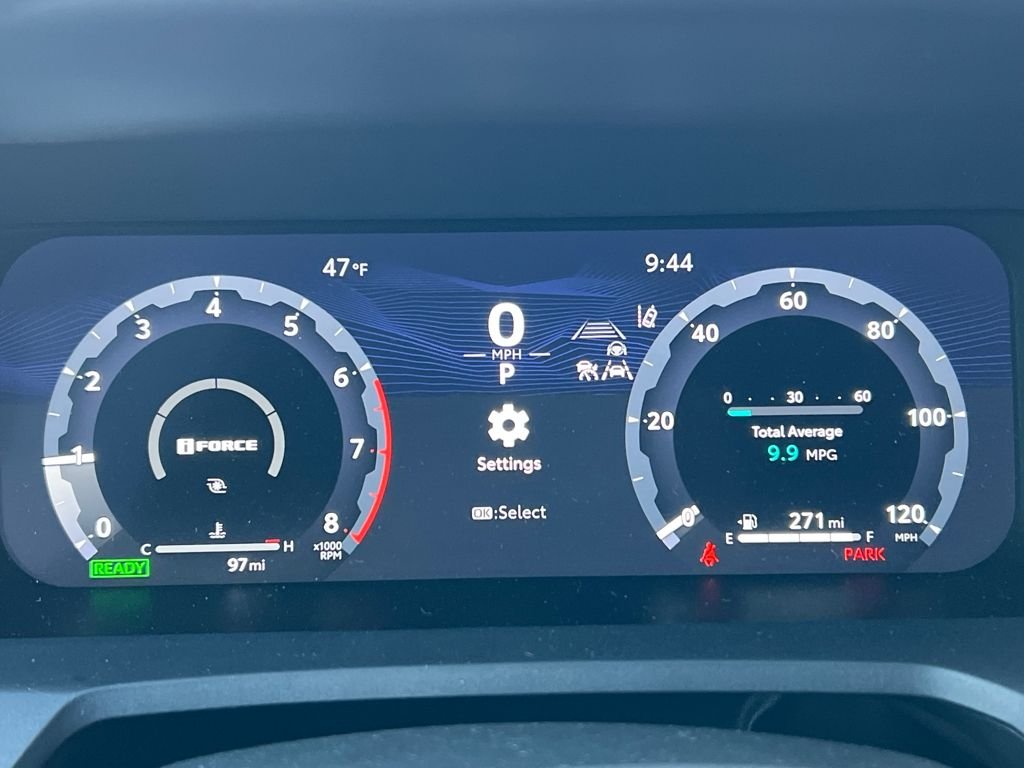 2025 Toyota 4Runner TRD Off-Road - Photo 14