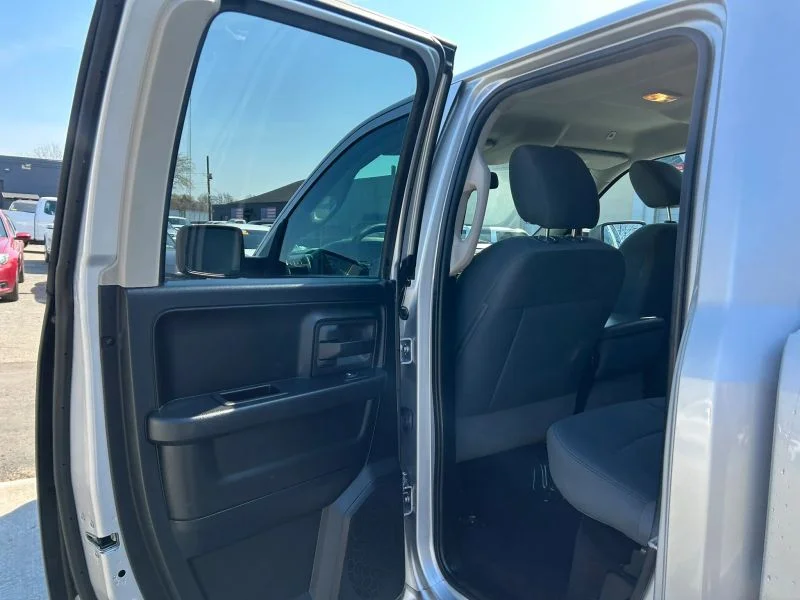 2018 RAM Ram 1500 Pickup Express - Photo 29
