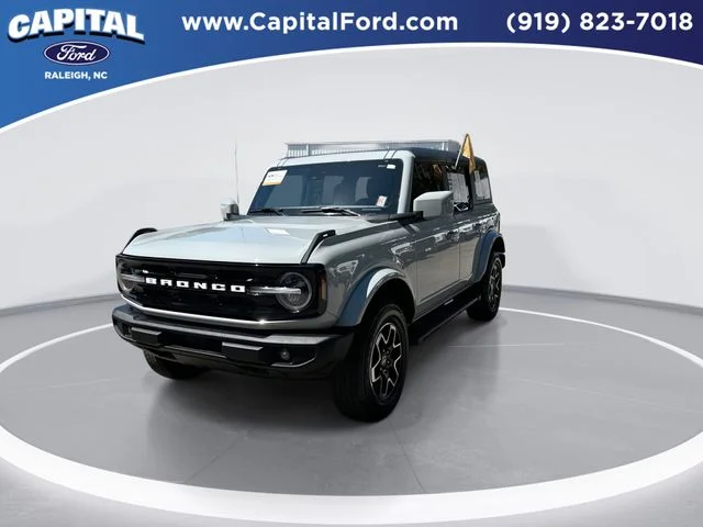 Used 2023 Gray Ford Outer Banks image 4