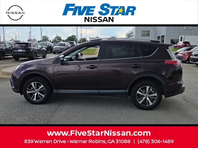 Used 2017 Black Toyota XLE image 4