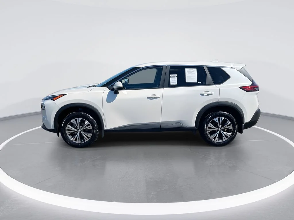 Used 2023 White Nissan SV image 5