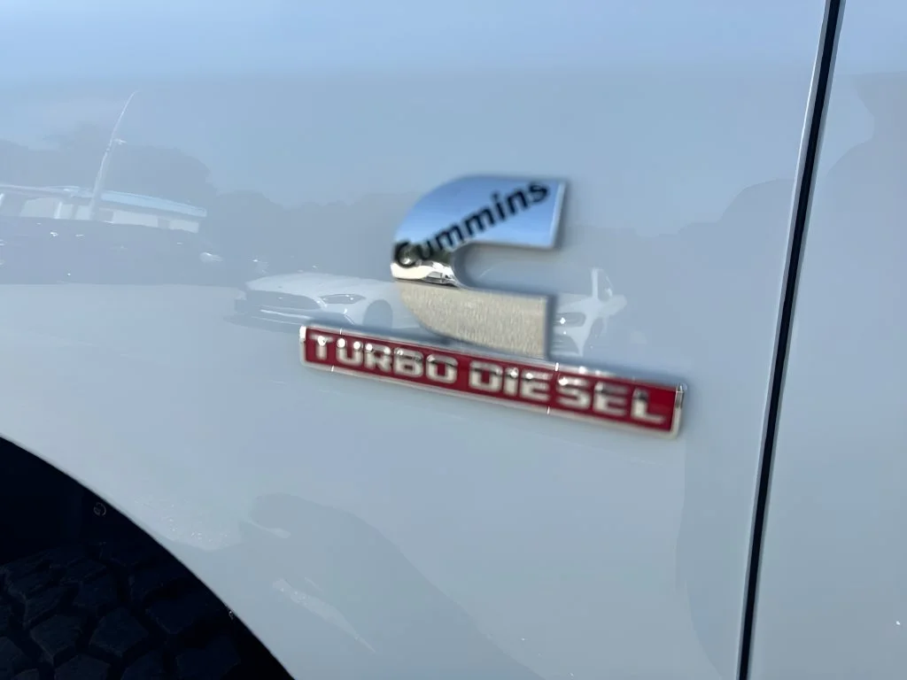 Used 2024 White Ram Big Horn image 32