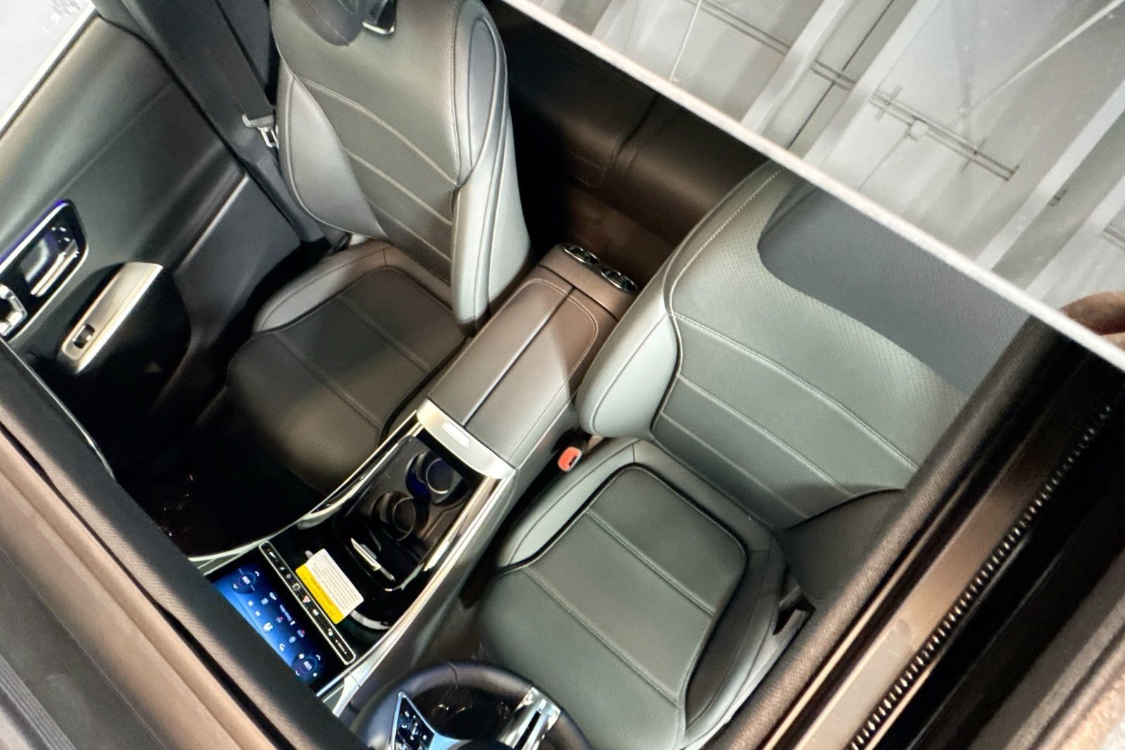 New 2026 Black Mercedes-Benz GLC 300 image 19