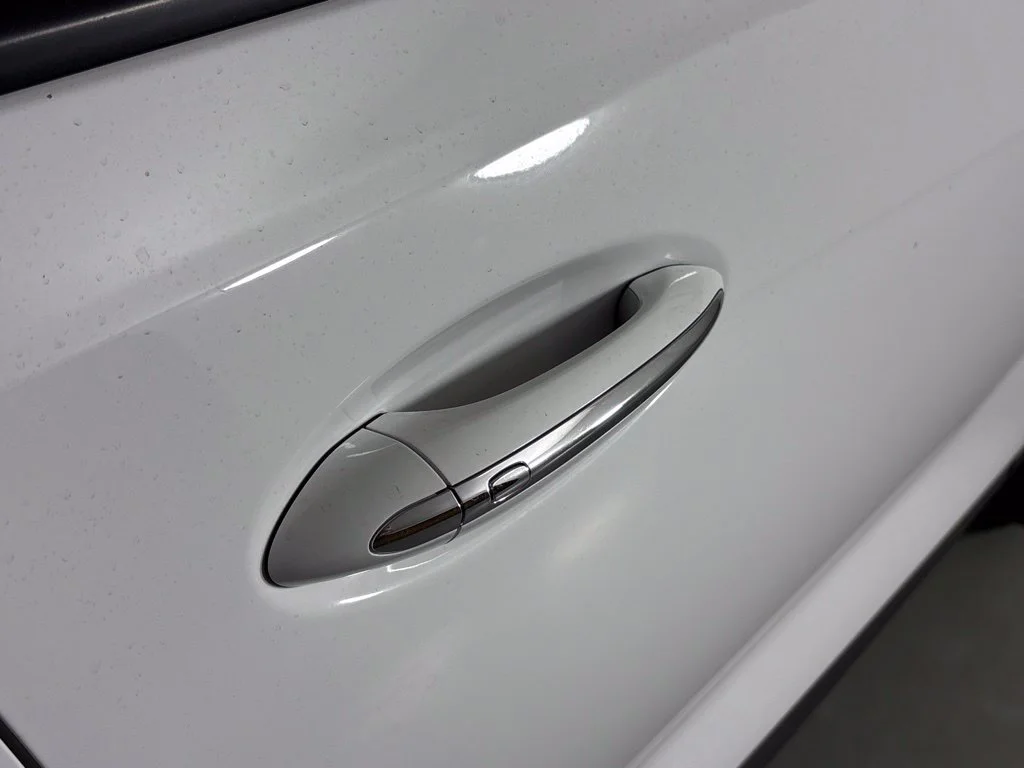 Used 2021 White Buick Select image 12