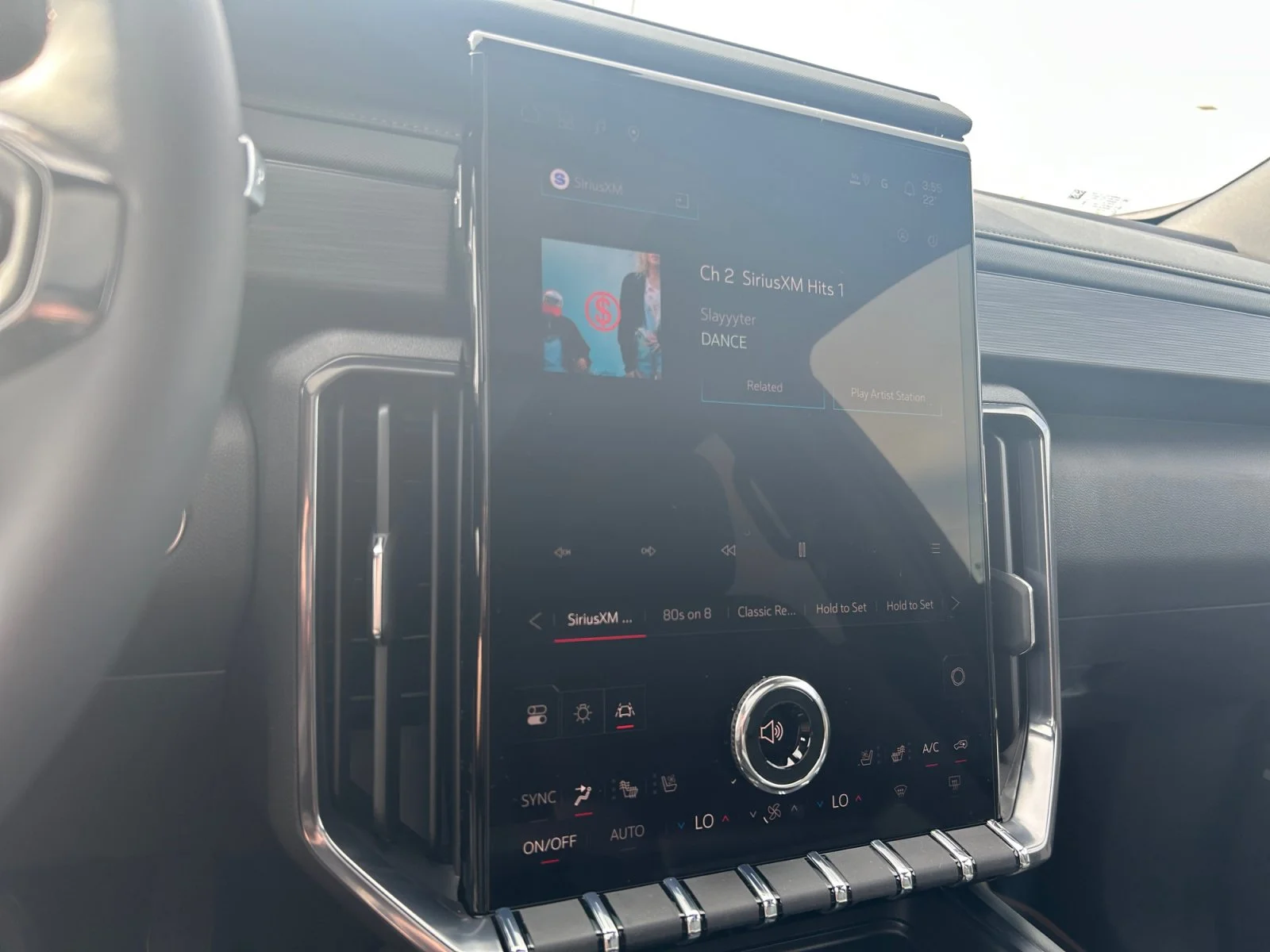 New 2027 Summit White GMC AT4 AWD image 25