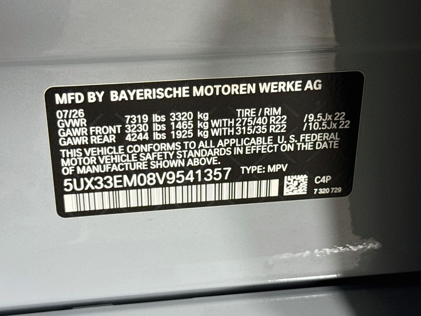 New 2027 Brooklyn Grey Metallic BMW M60i image 35