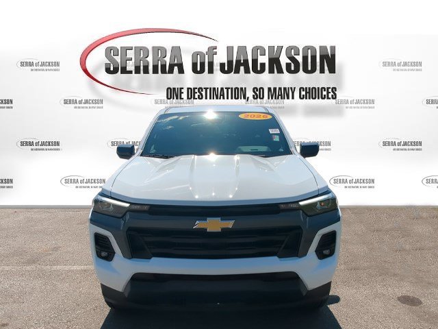 Used 2026 Summit White Chevrolet LT image 3