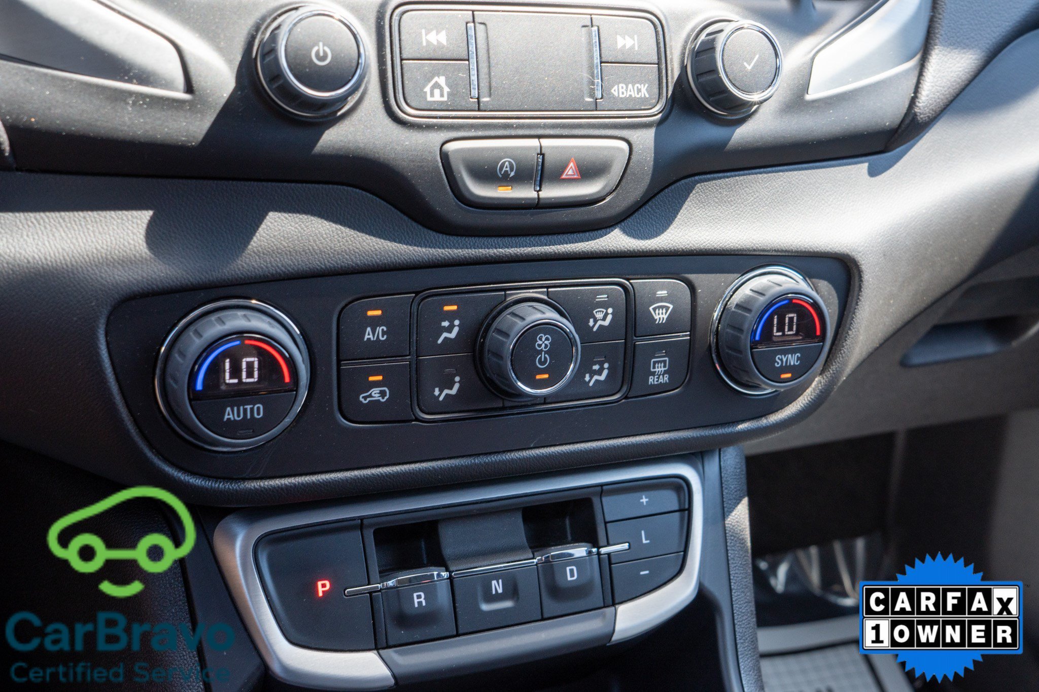 2023 GMC Terrain SLE - Photo 20