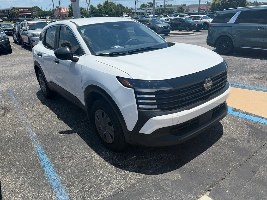 Used 2025 White Nissan S image 1