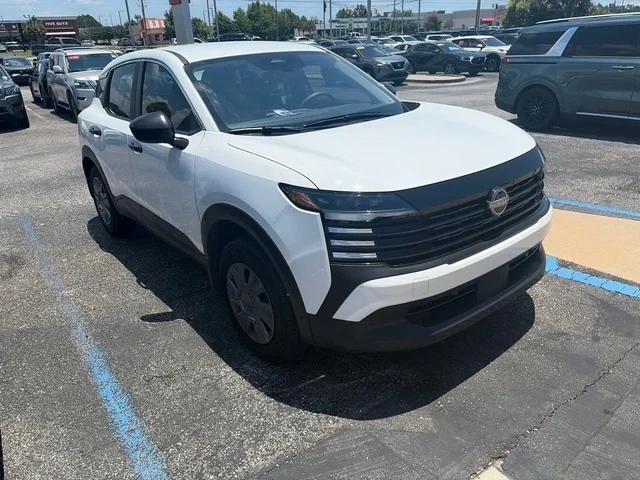 2025 Nissan Kicks S